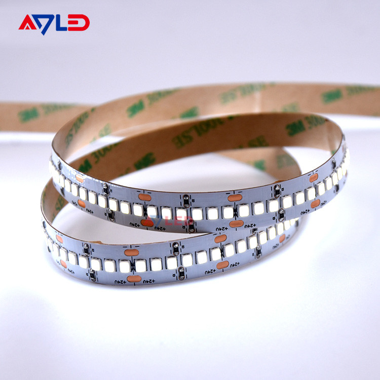 độ sáng cao smd 2835 led strip 240 Leds/M Led Strip High Lumen cho Đèn trang trí nội thất