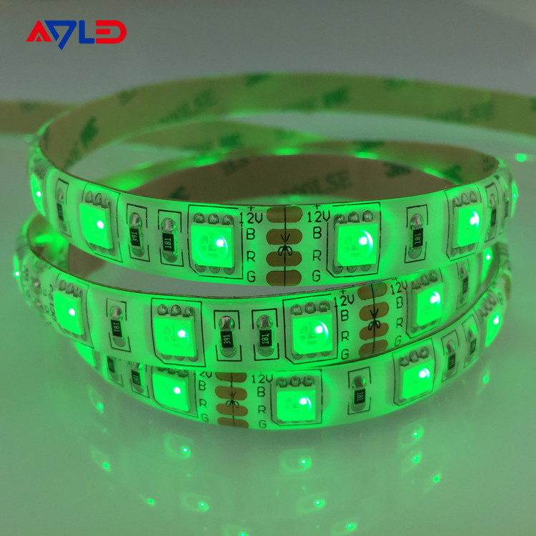 Màu xanh lá cây SMD 5050 60LEDs / M đèn LED dải đèn cho đồ nội thất trang trí cao sáng chống nước